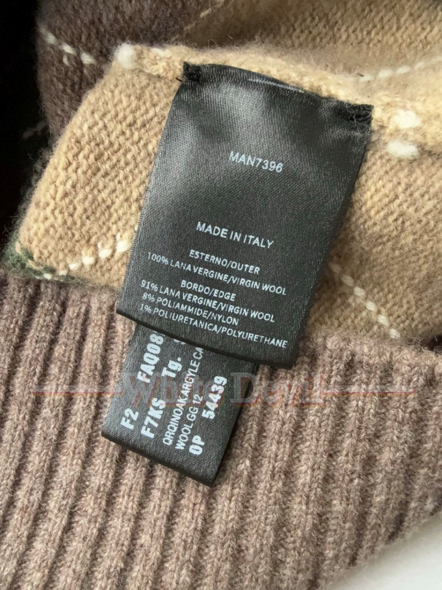 하얀악마 로로피아나 레플리카 가디건 (10).jpg