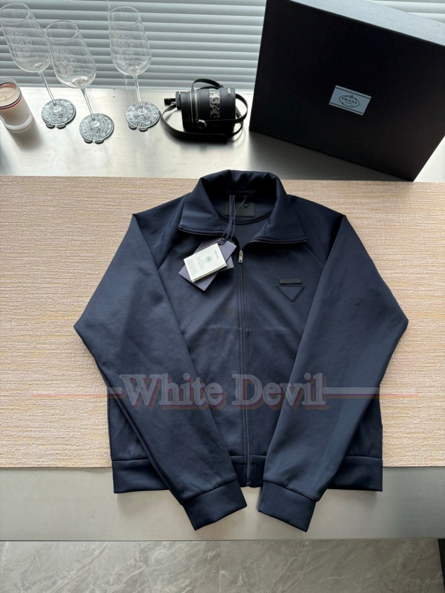 하얀악마 프라다 레플리카 집업 (12).jpg