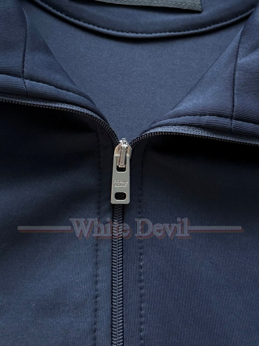 하얀악마 프라다 레플리카 집업 (16).jpg