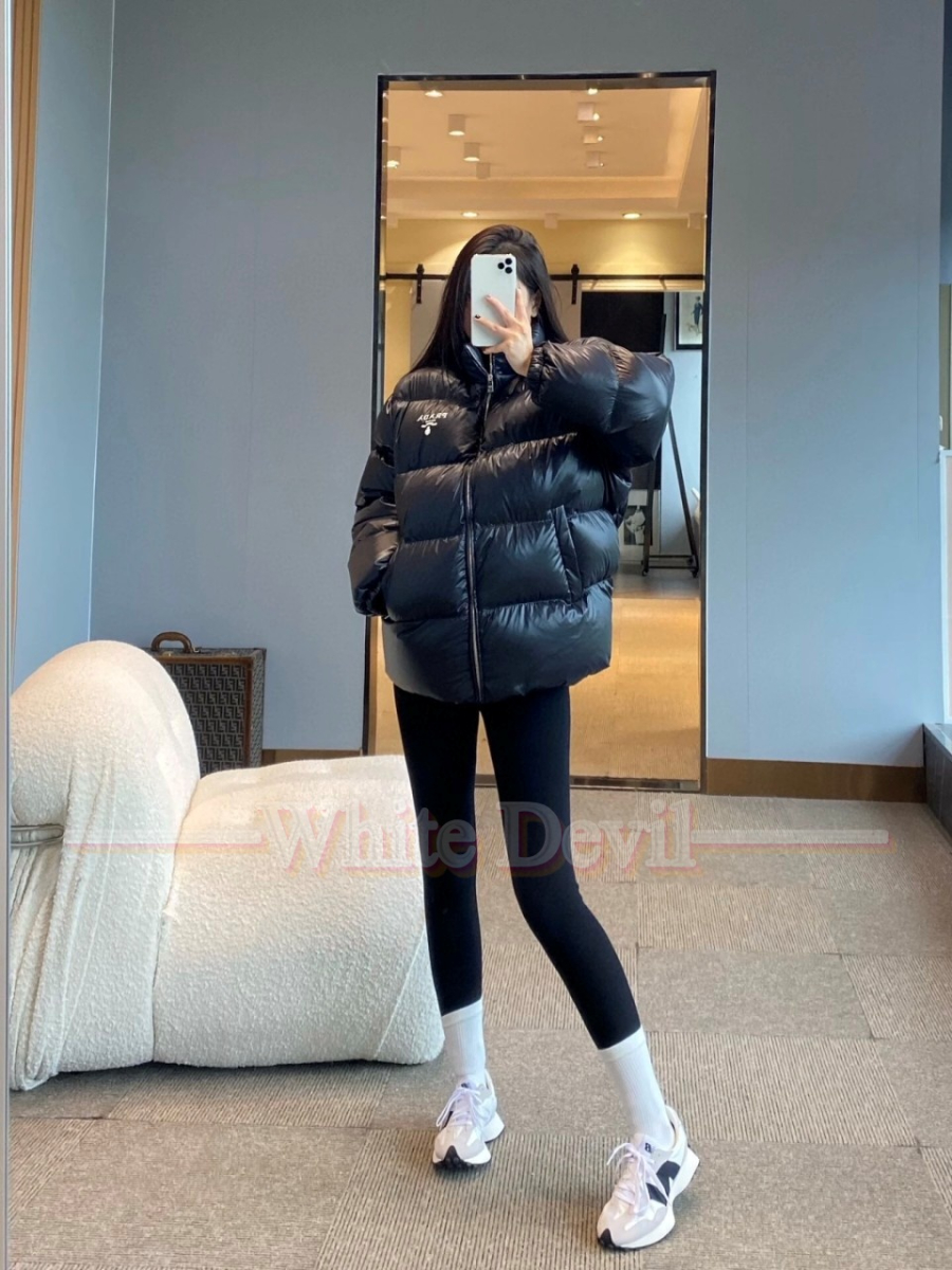하얀악마 프라다 이미테이션 패딩 (2).jpg