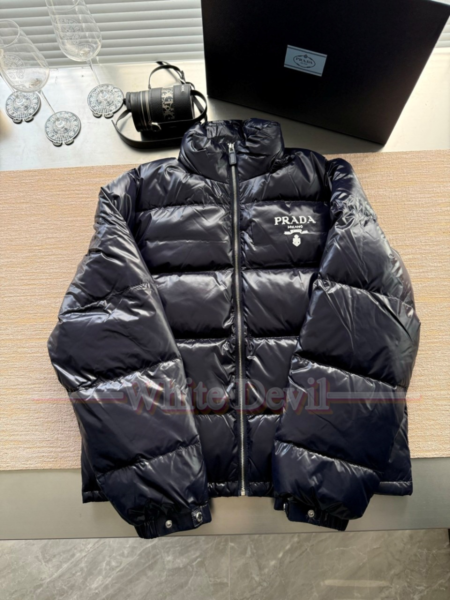 하얀악마 프라다 이미테이션 패딩 (12).jpg