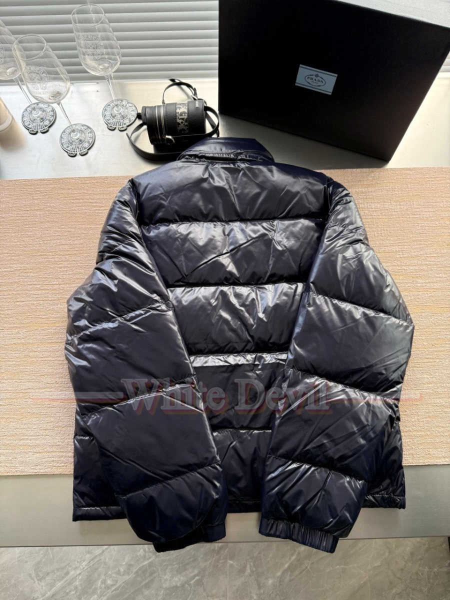 하얀악마 프라다 이미테이션 패딩 (13).jpg