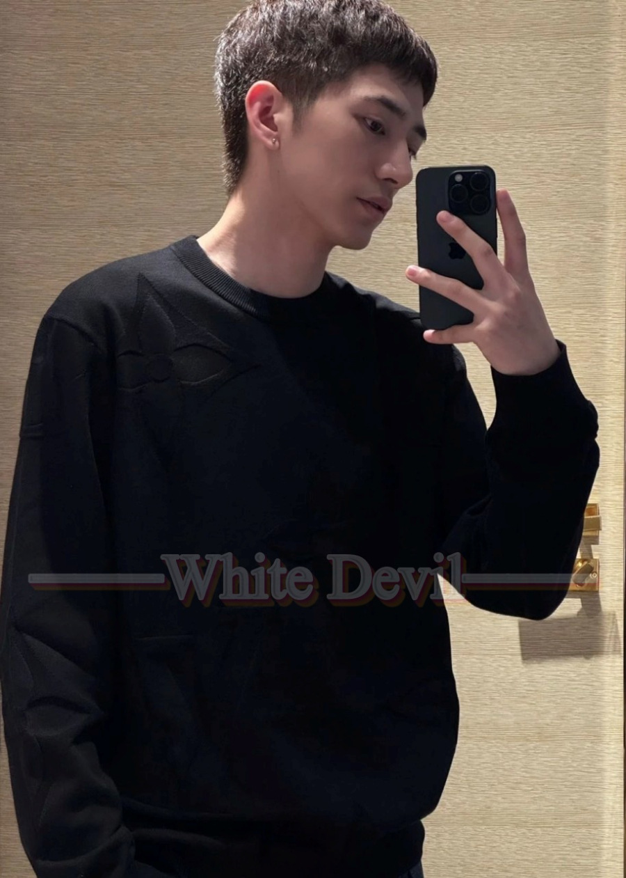 하얀악마 레플리카 루이비통 티셔츠 (1).jpg