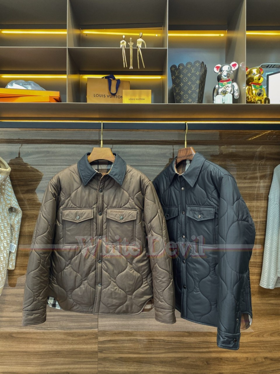 하얀악마 버버리 레플리카 점퍼 (3).jpg