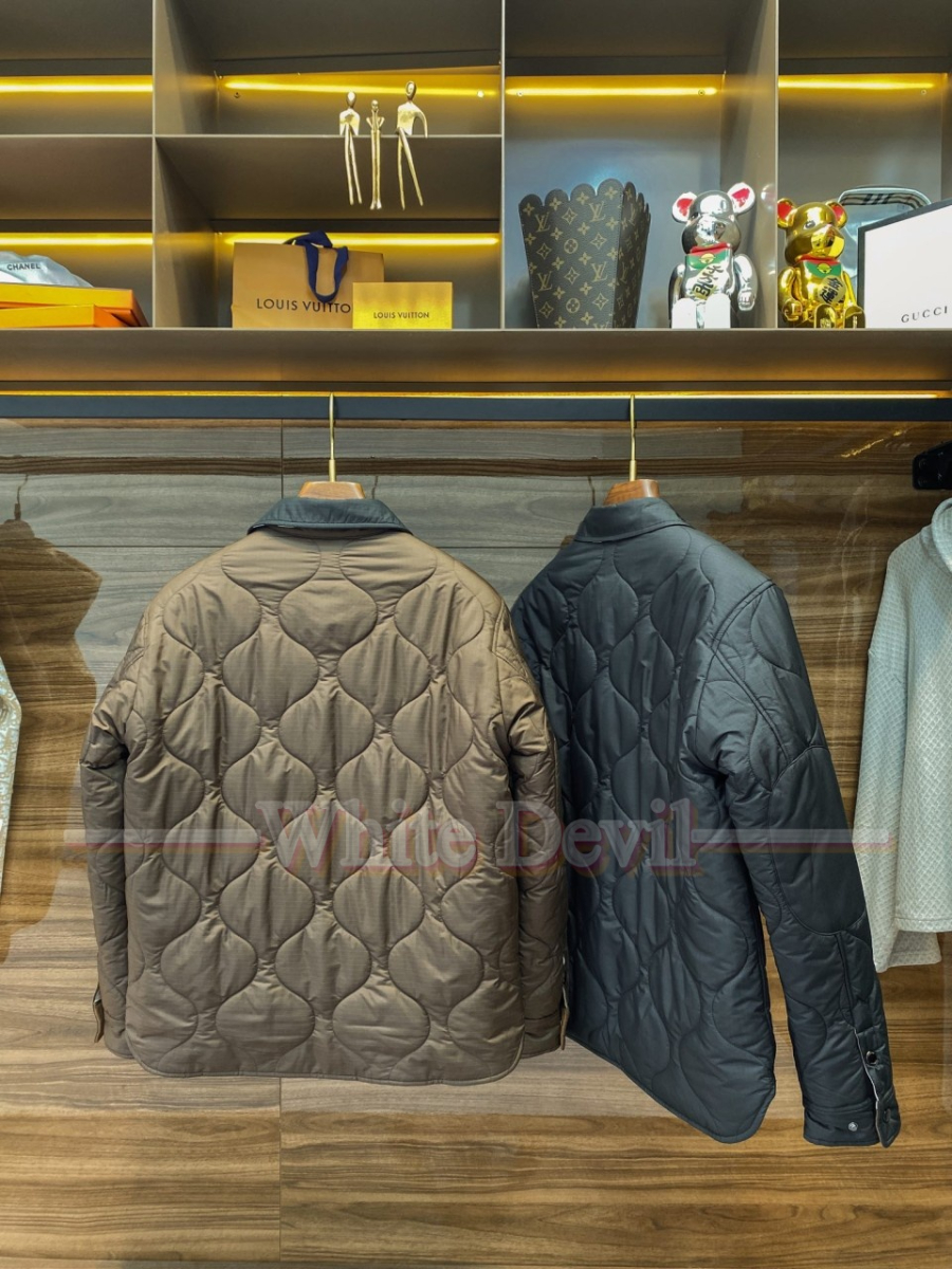 하얀악마 버버리 레플리카 점퍼 (9).jpg