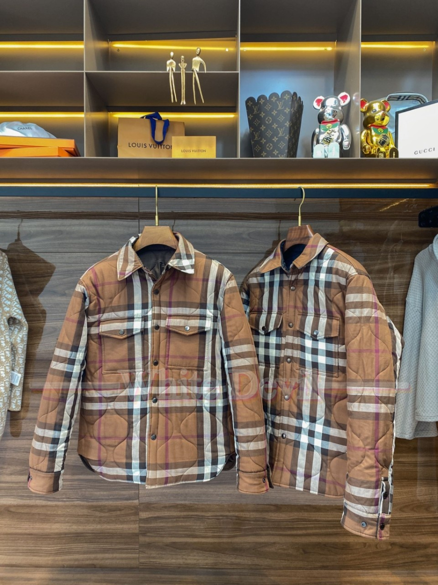 하얀악마 버버리 레플리카 점퍼 (10).jpg