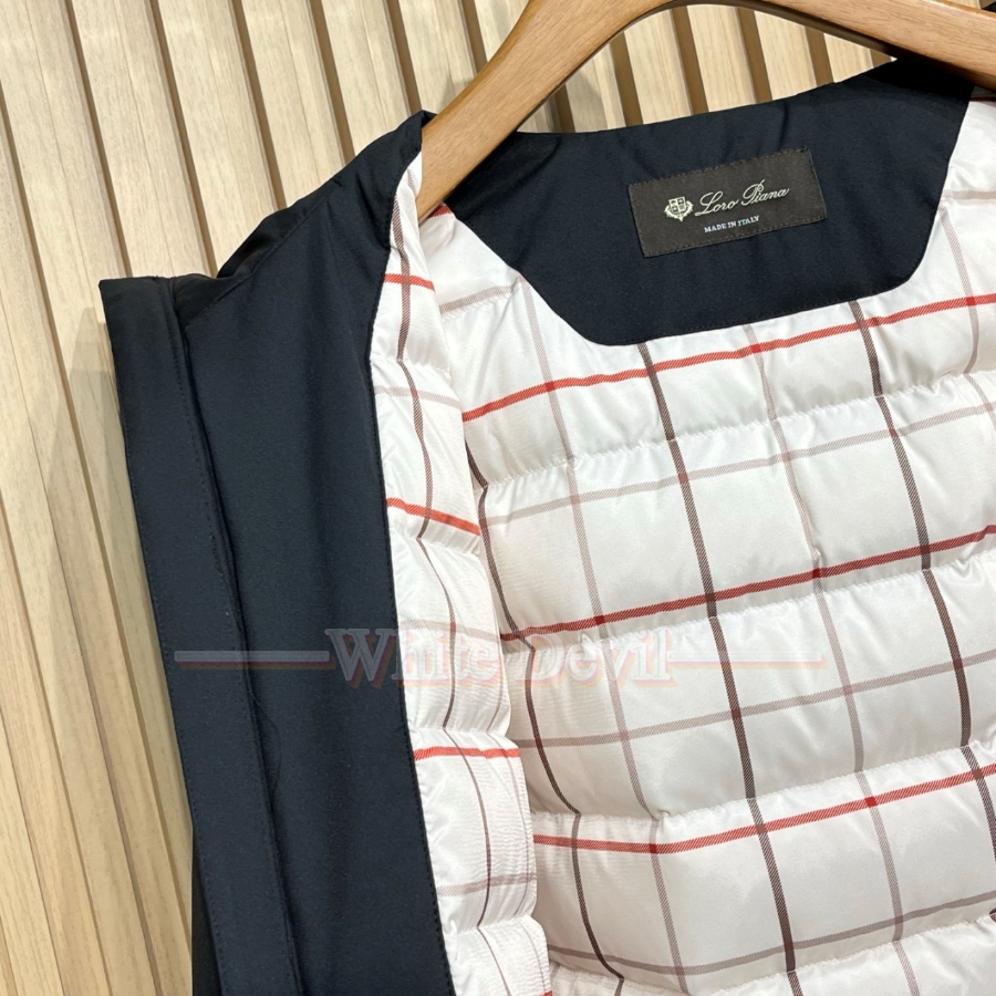 하얀악마 로로피아나 레플리카패딩 (11).jpg