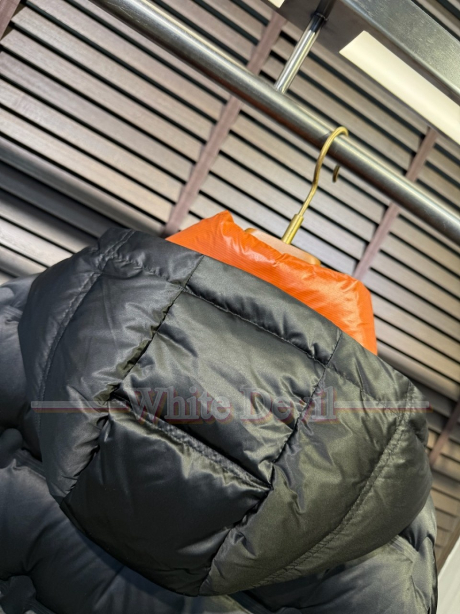 하얀악마 레플리카 제냐 패딩 (12).jpg