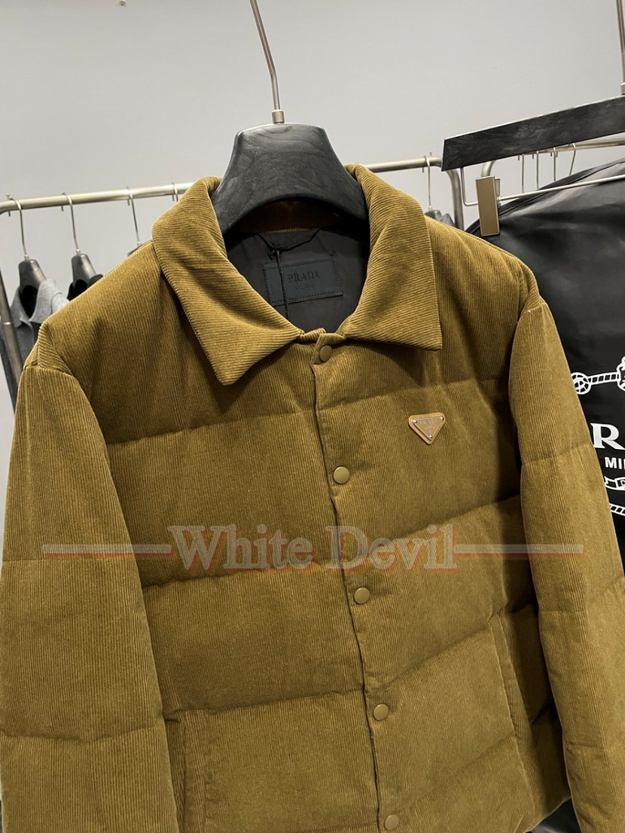 하얀악마 프라다 레플리카 점퍼 (9).jpg