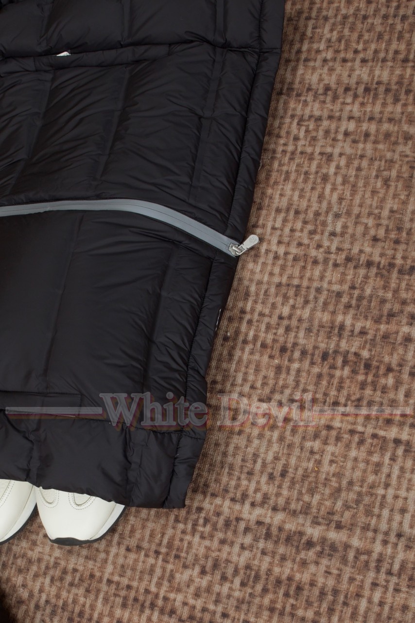 하얀악마 이미테이션 쿠치넬리 패딩 (9).jpg