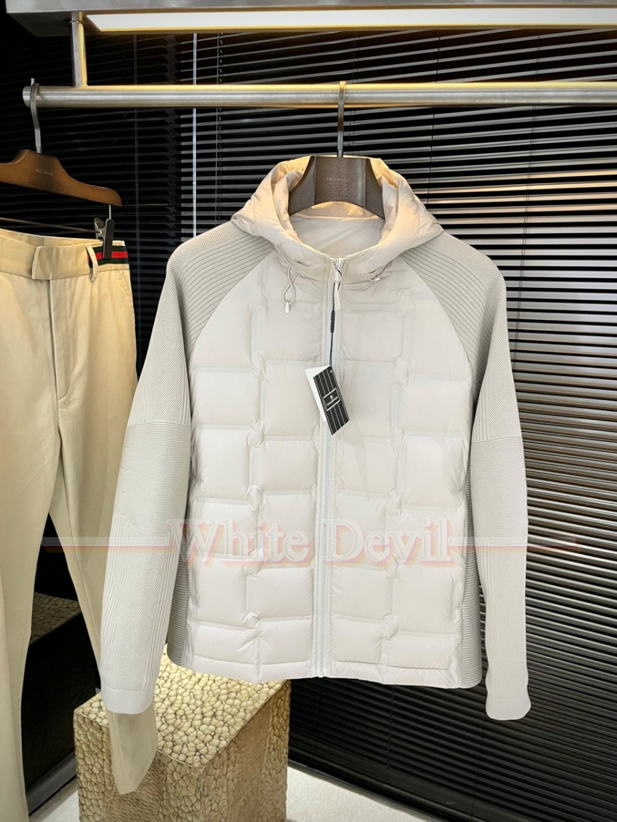 하얀악마 이미테이션 제냐 점퍼 (1).jpg