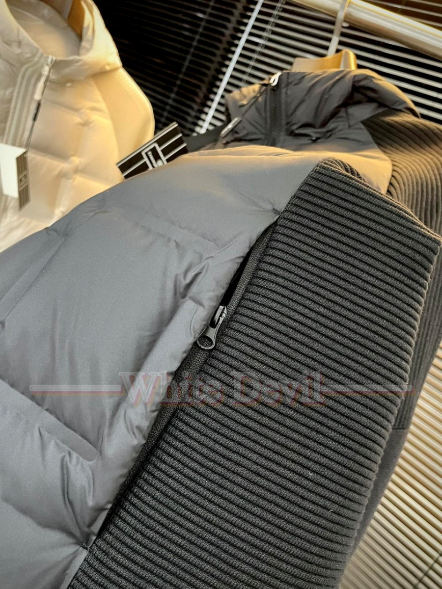 하얀악마 이미테이션 제냐 점퍼 (7).jpg