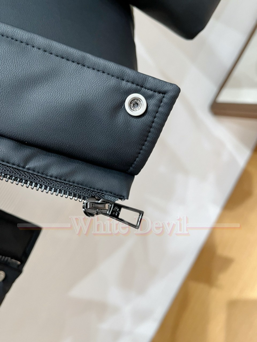 하얀악마 레플리카 로로피아나 패딩 (7).jpg