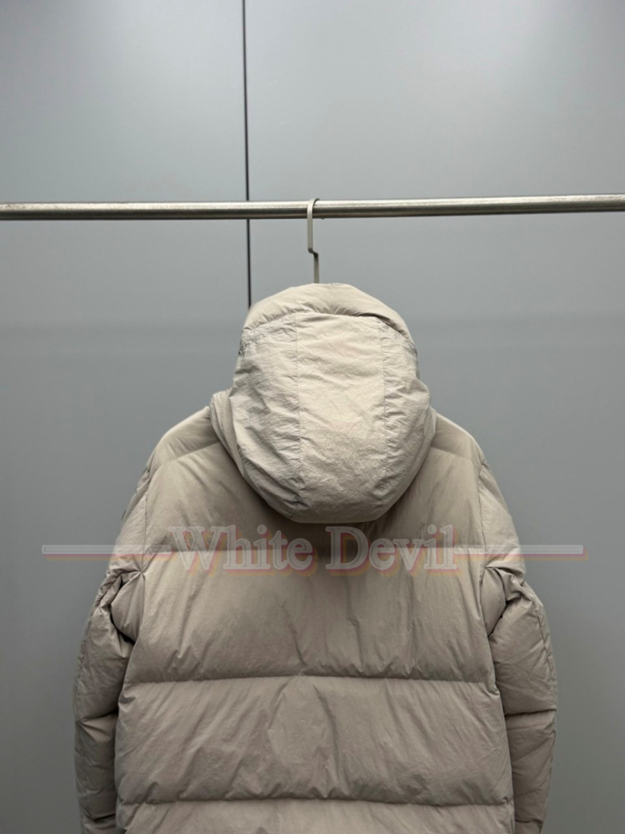 하얀악마 레플리카 캐나다구스 패딩 (13).jpg