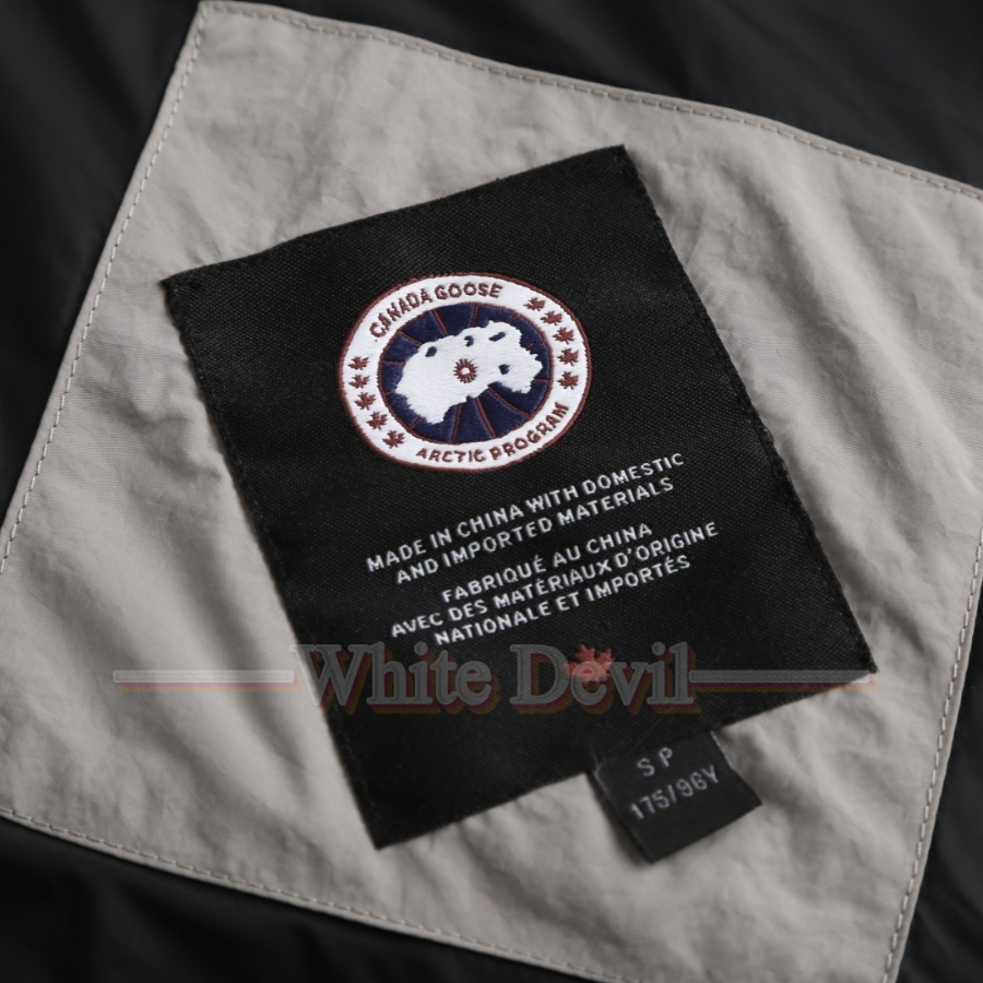 하얀악마 레플리카 캐나다구스 패딩 (20).jpg