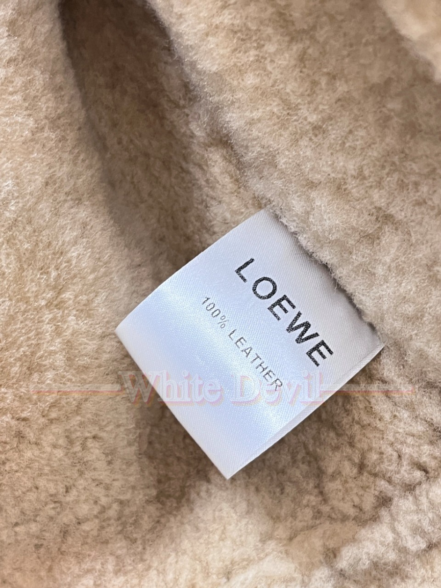 하얀악마 레플리카 로에베 무스탕 (9).jpg