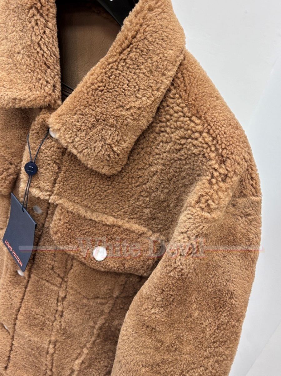 하얀악마 레플리카 루이비통 자켓 (9).jpg