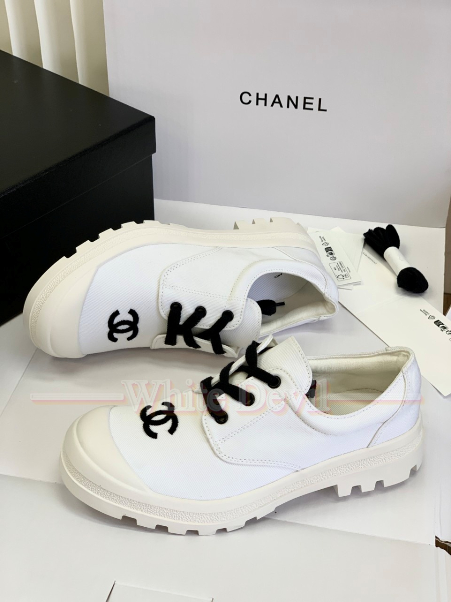 하얀악마 샤넬 스니커즈 이미테이션 (8).jpg