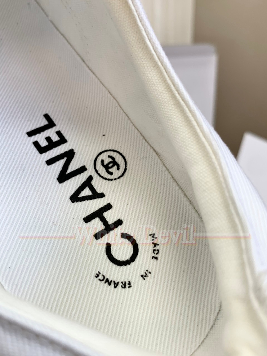 하얀악마 샤넬 스니커즈 이미테이션 (13).jpg