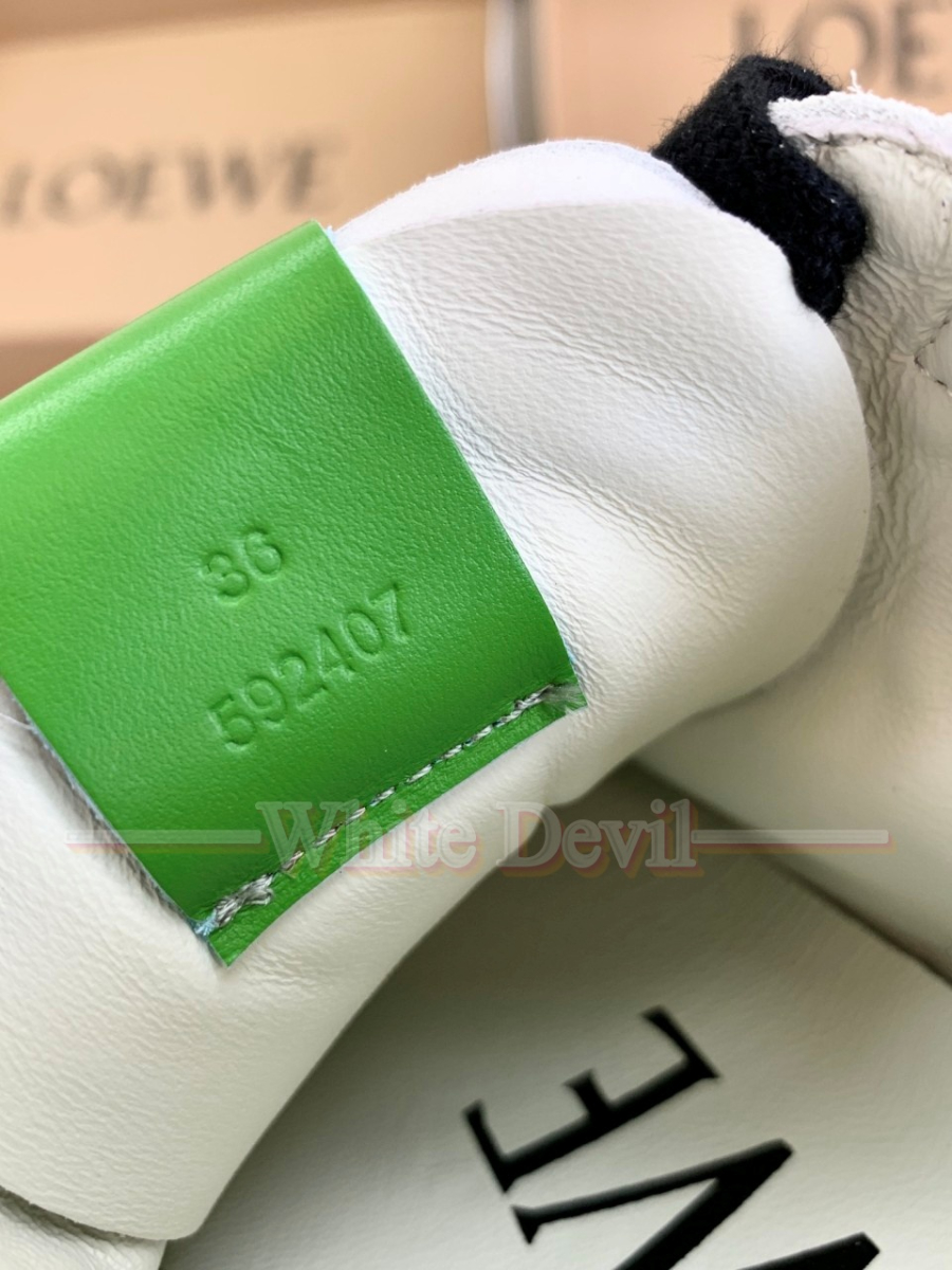 하얀악마 레플리카 로에베 운동화 (14).jpg