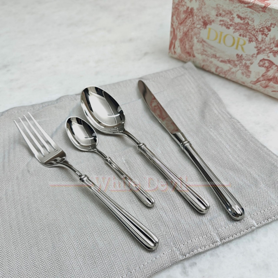 하얀악마 레플리카 디올 커트러리 (1).jpg