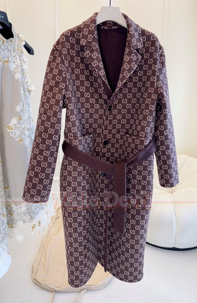 하얀악마 구찌 코트 레플리카 (10).jpg