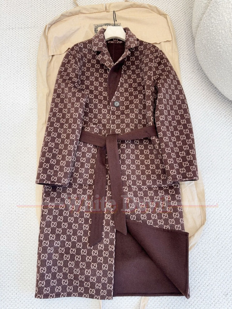 하얀악마 구찌 코트 레플리카 (23).jpg