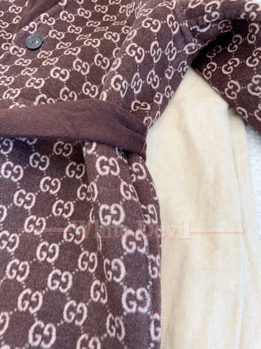 하얀악마 구찌 코트 레플리카 (25).jpg