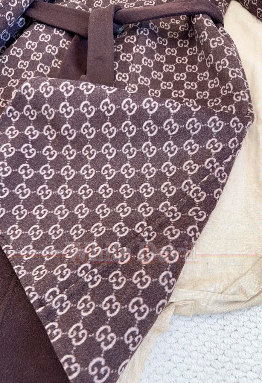 하얀악마 구찌 코트 레플리카 (29).jpg