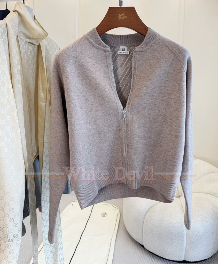 하얀악마 해외_사진_20251215_4.jpg