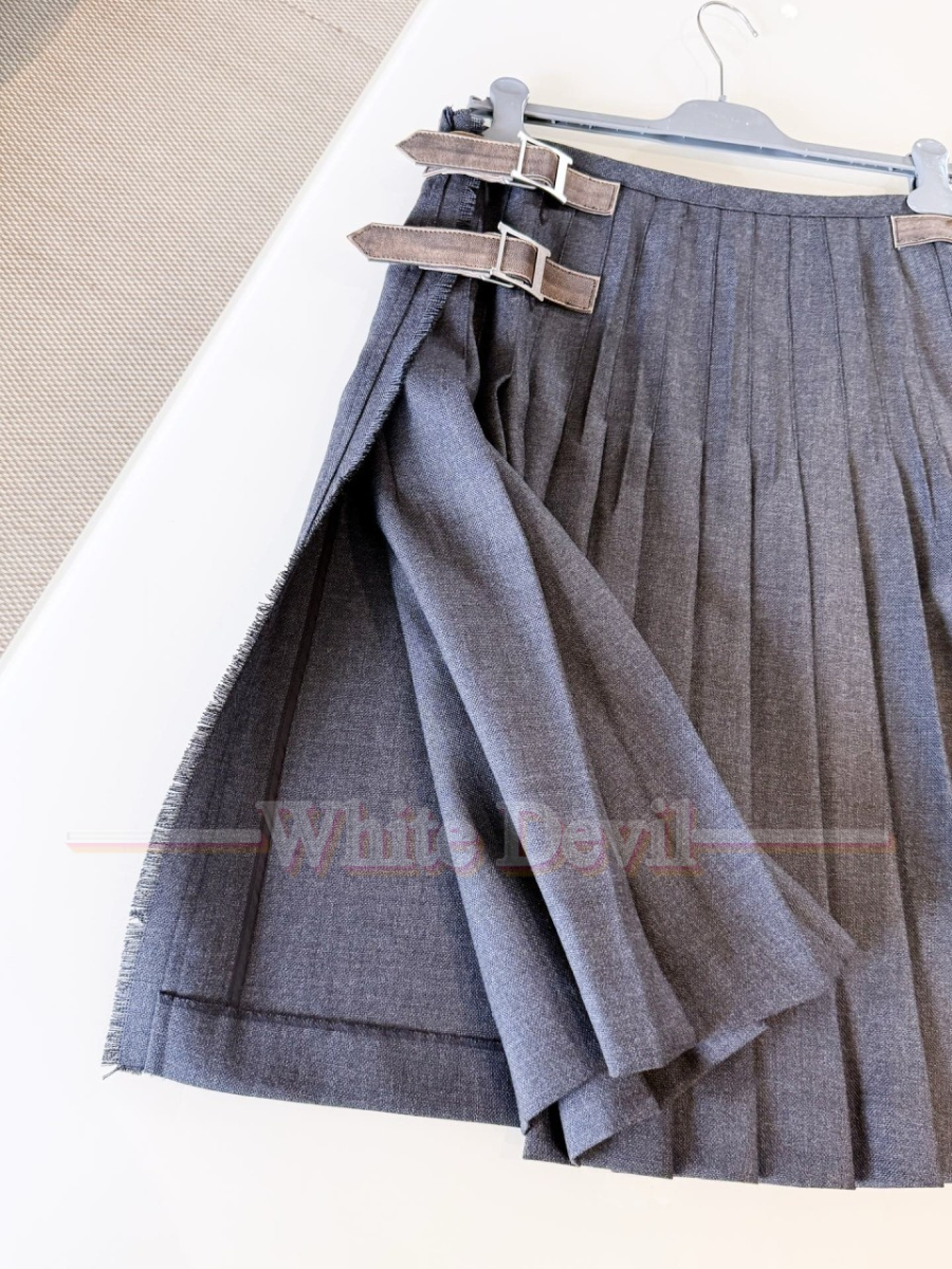 하얀악마 프라다 치마 레플리카 (6).jpg