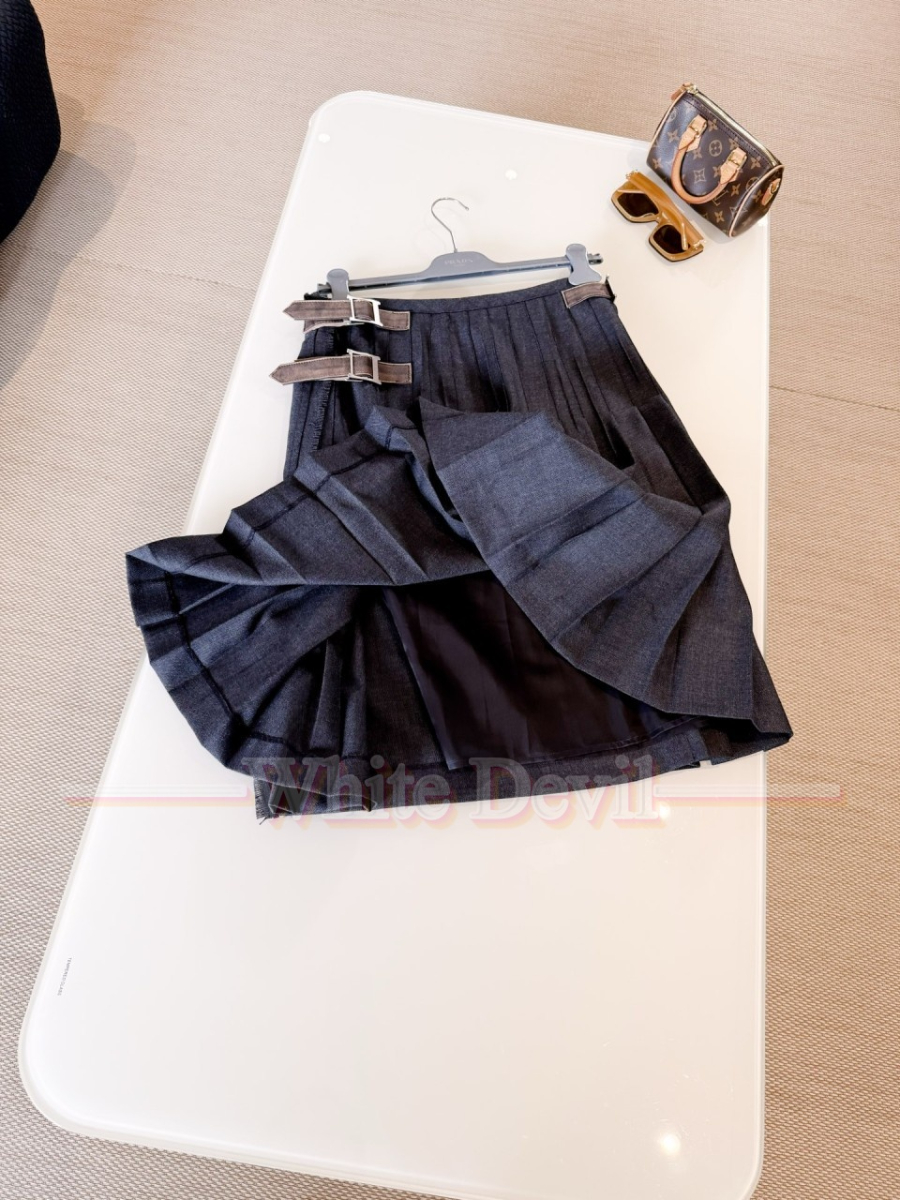 하얀악마 프라다 치마 레플리카 (8).jpg