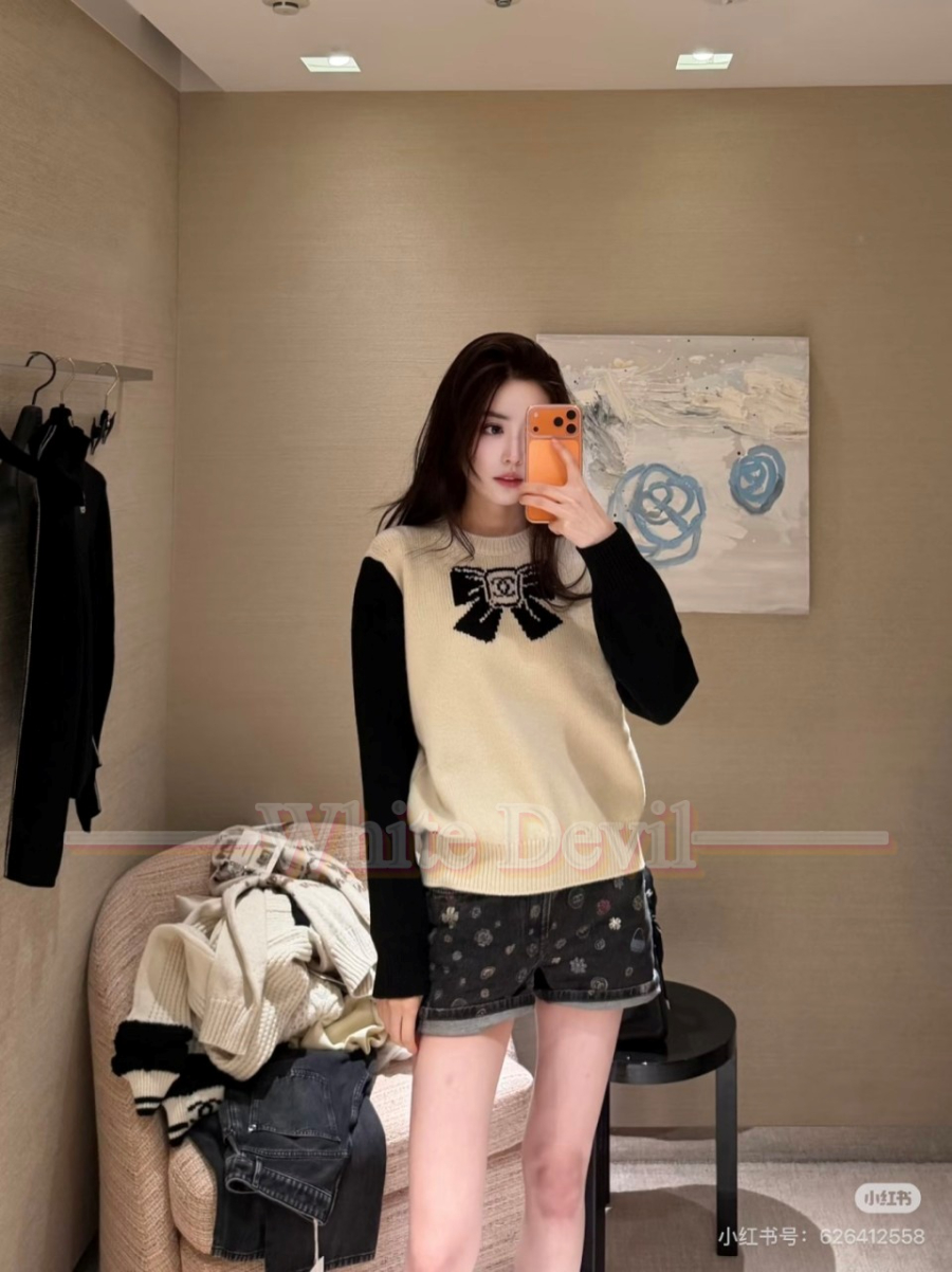 하얀악마 레플리카 샤넬 스웨터 (1).jpg