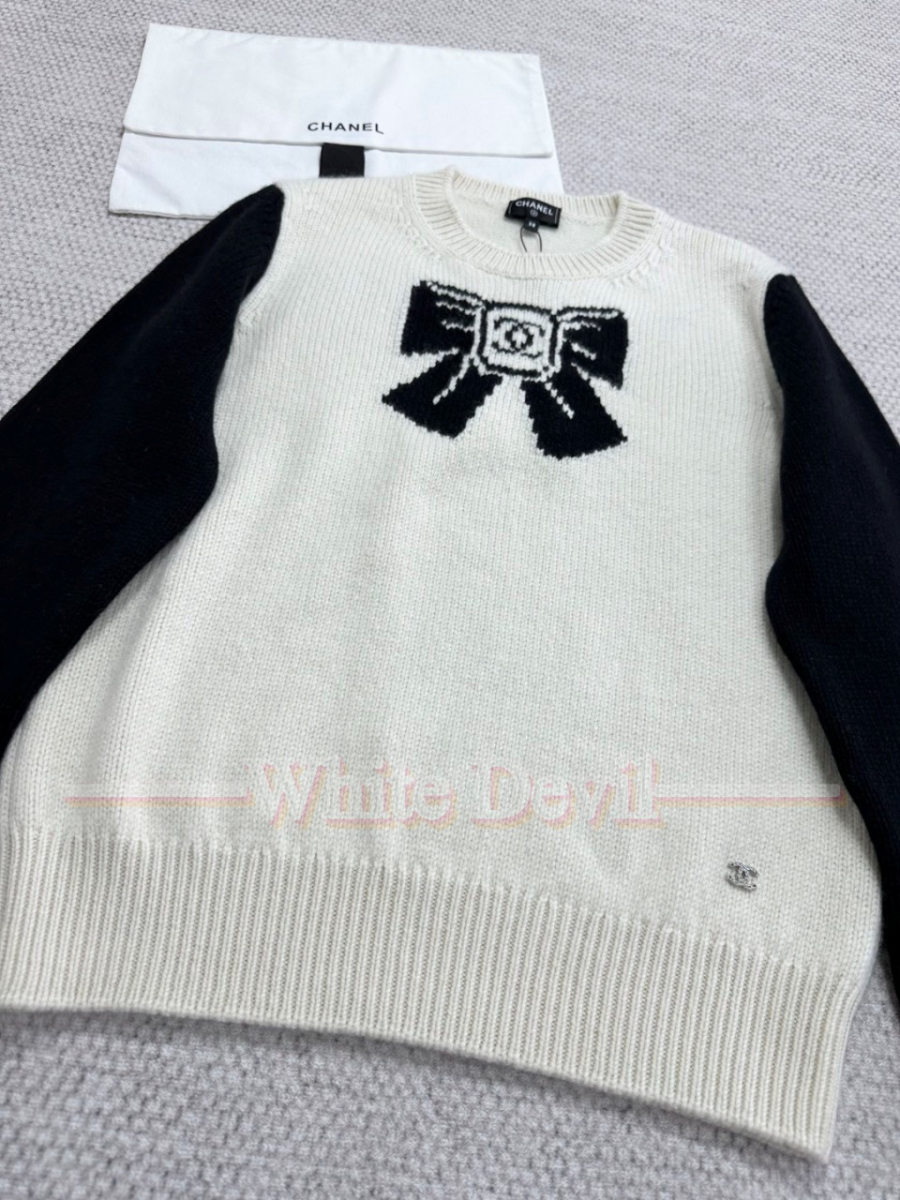하얀악마 레플리카 샤넬 스웨터 (9).jpg
