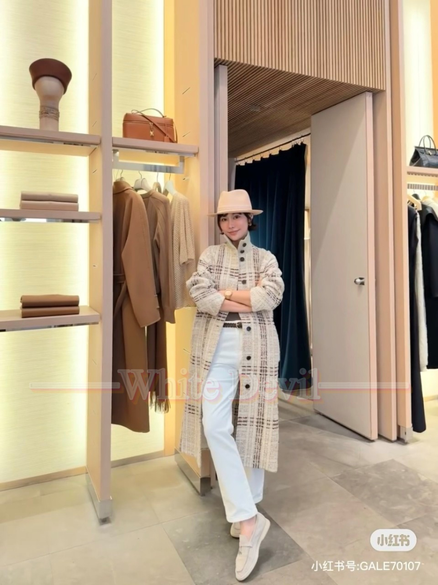 하얀악마 레플리카 로로피아나 코트 (2).jpg