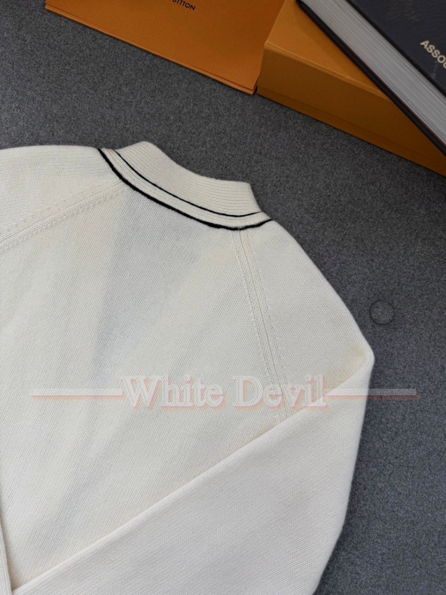 하얀악마 이미테이션 루이비통 가디건 (8).jpg