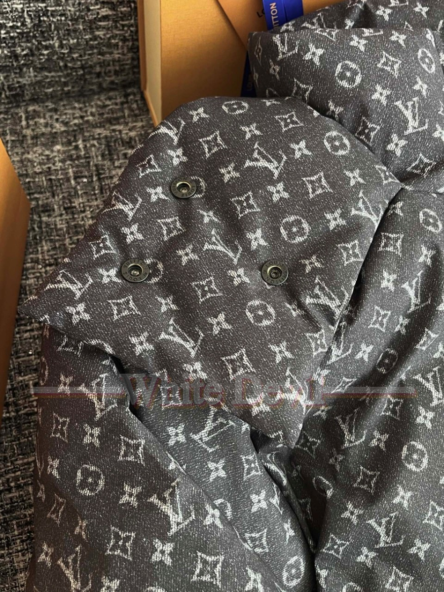 하얀악마 레플리카 루이비통 패딩 (16).jpg