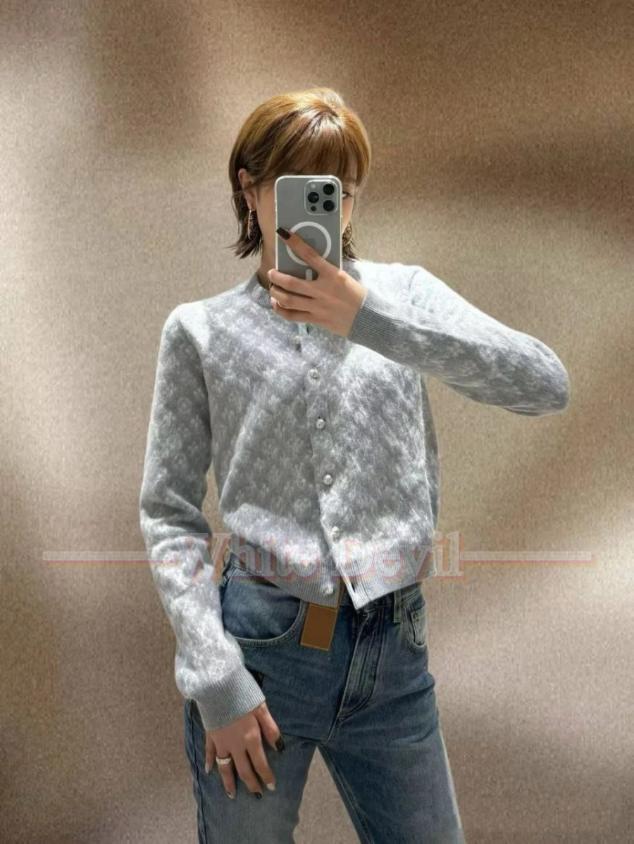 하얀악마 레플리카 루이비통 가디건 (2).jpg