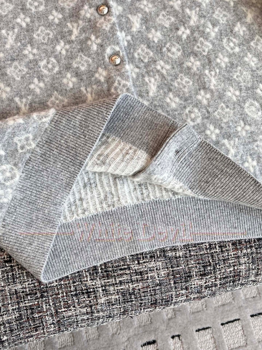 하얀악마 레플리카 루이비통 가디건 (19).jpg