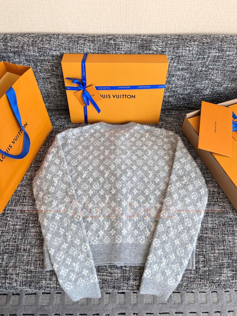 하얀악마 레플리카 루이비통 가디건 (21).jpg