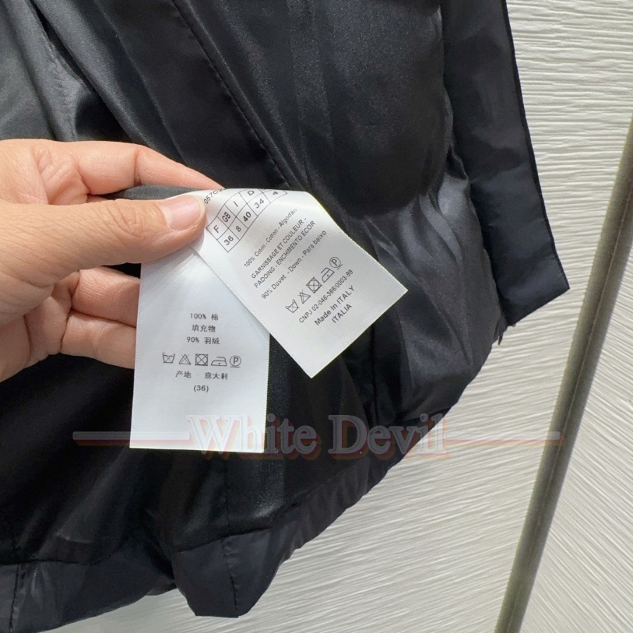 하얀악마 이미테이션 디올 패딩 (10).jpg