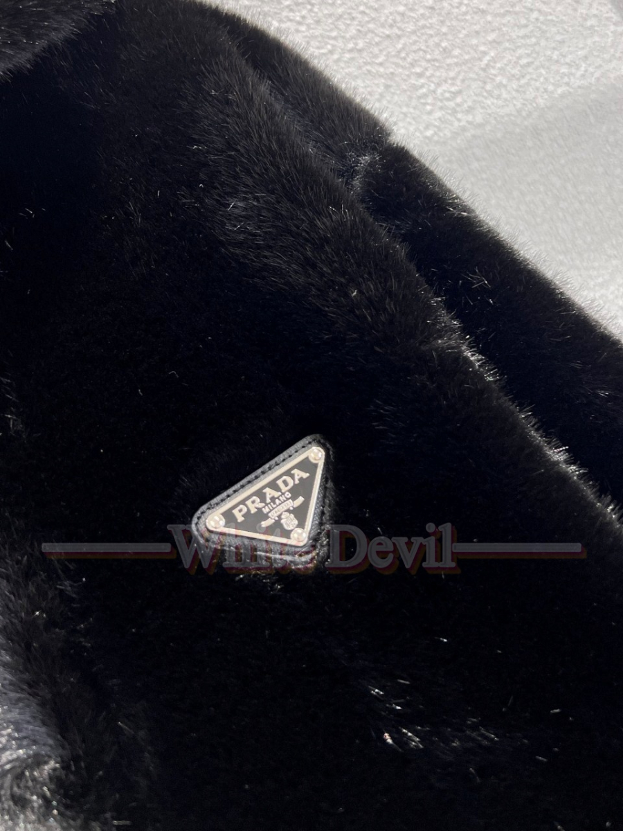 하얀악마 프라다 집업 (11).jpg