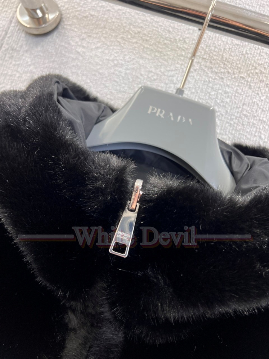 하얀악마 프라다 집업 (10).jpg