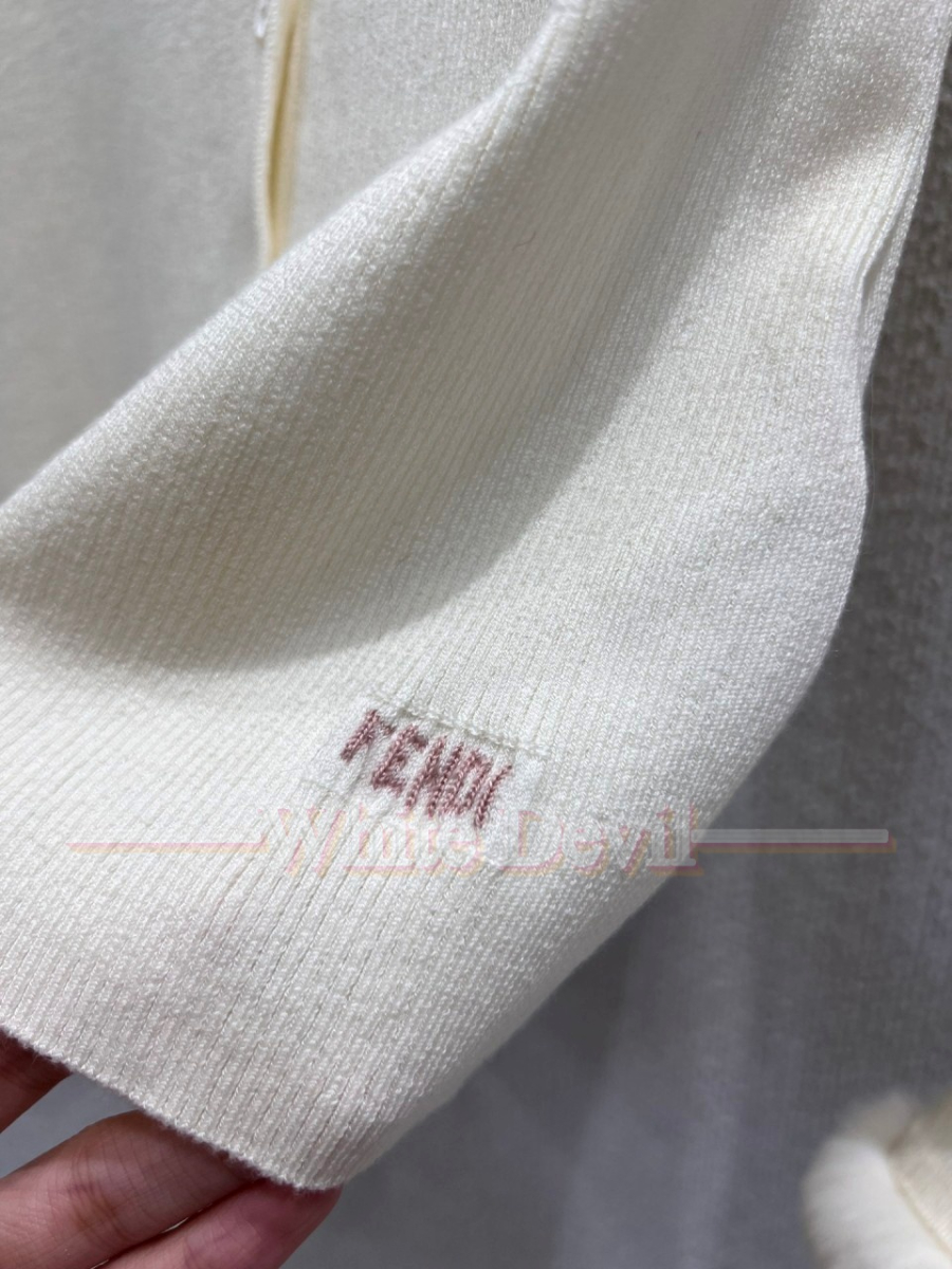 하얀악마 레플리카 펜디 가디건 (9).jpg