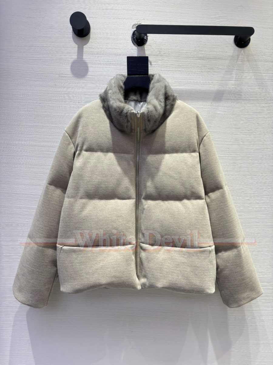 하얀악마 레플리카 로로피아나 패딩 (4).jpg