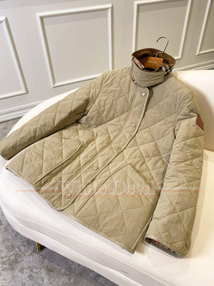 하얀악마 이미테이션 버버리 점퍼 (13).jpg