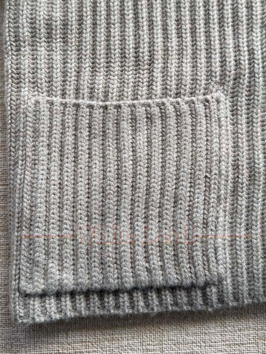 하얀악마 레플리카 보테가 가디건 (18).jpg