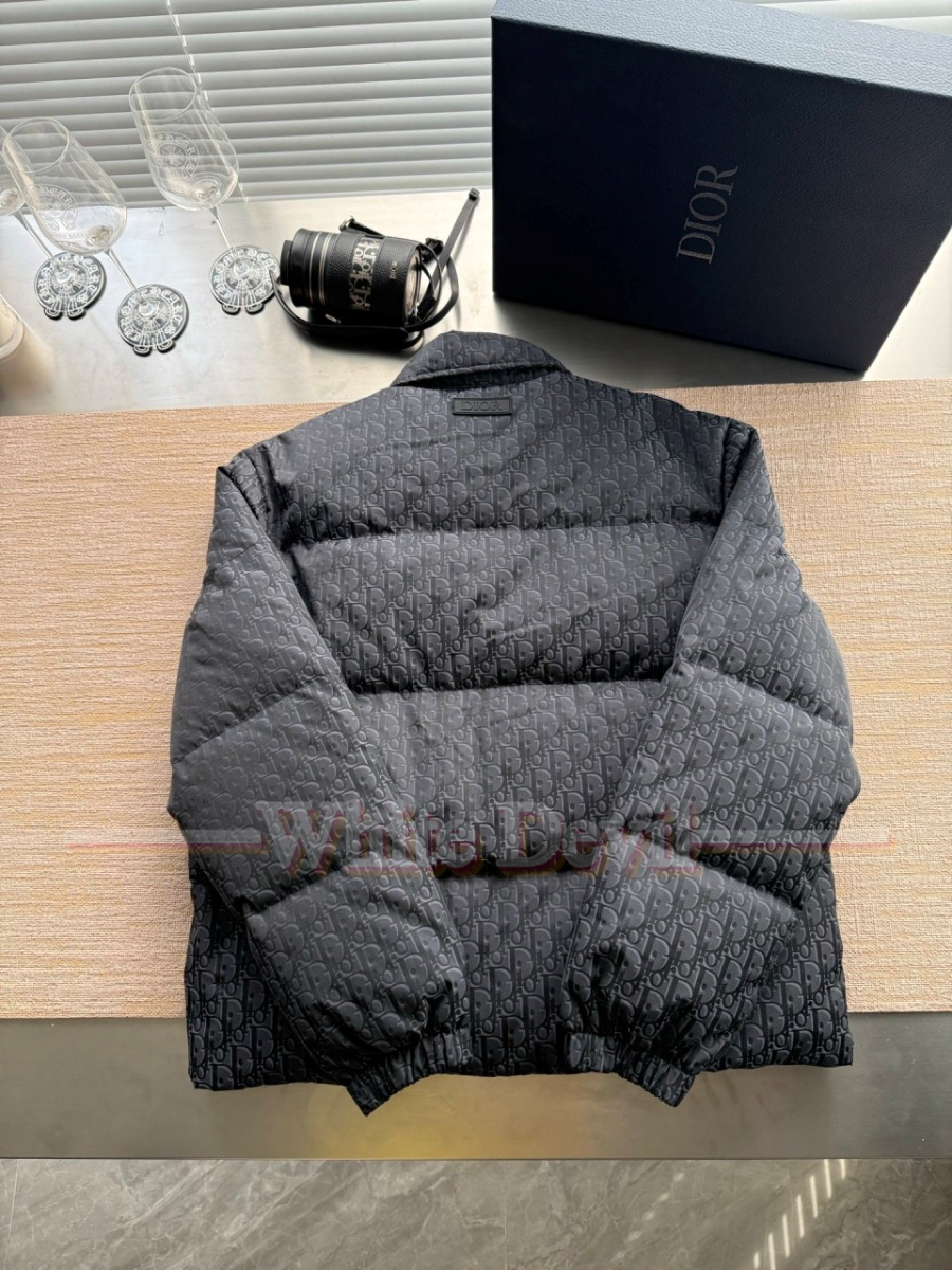 하얀악마 이미테이션 디올 패딩 (13).jpg