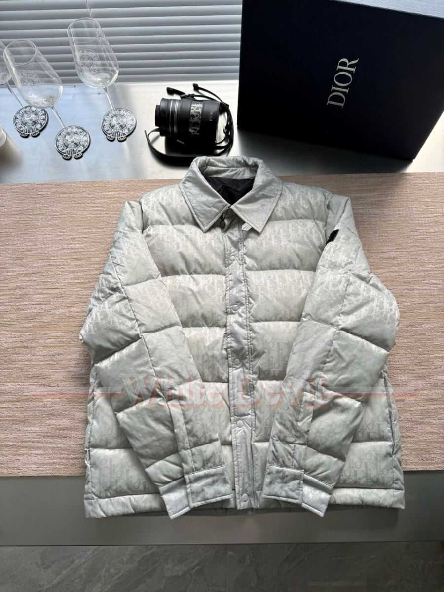 하얀악마 이미테이션 디올 패딩 (12).jpg