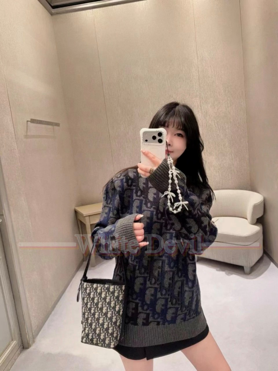 하얀악마 디올 스웨터 이미테이션 (2).jpg